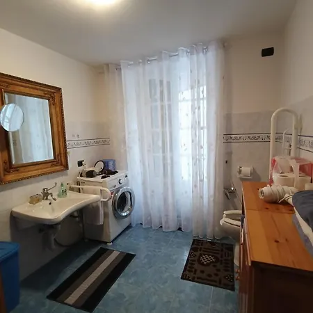 La Casa Di Larissa San Colombano Certenoli